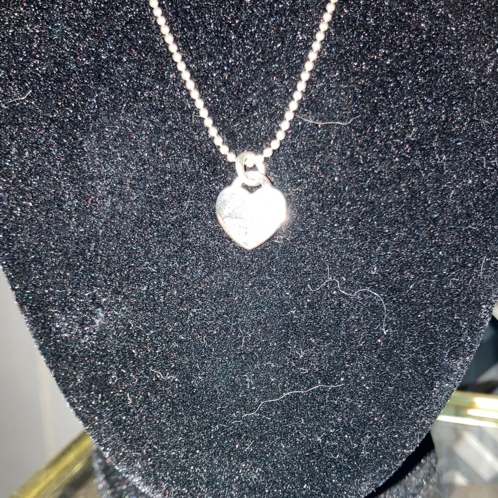 Tiffany & Co. Silver Heart Necklace PRICE FIRM - Picture 2 of 6